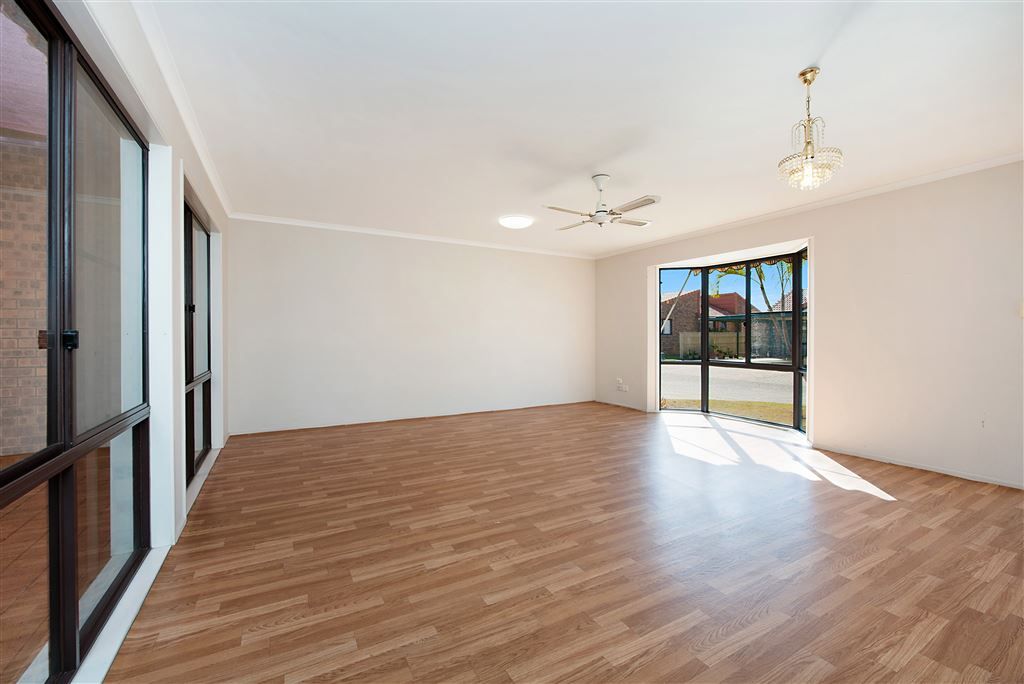 146/2 Melody Court, Warana QLD 4575, Image 2