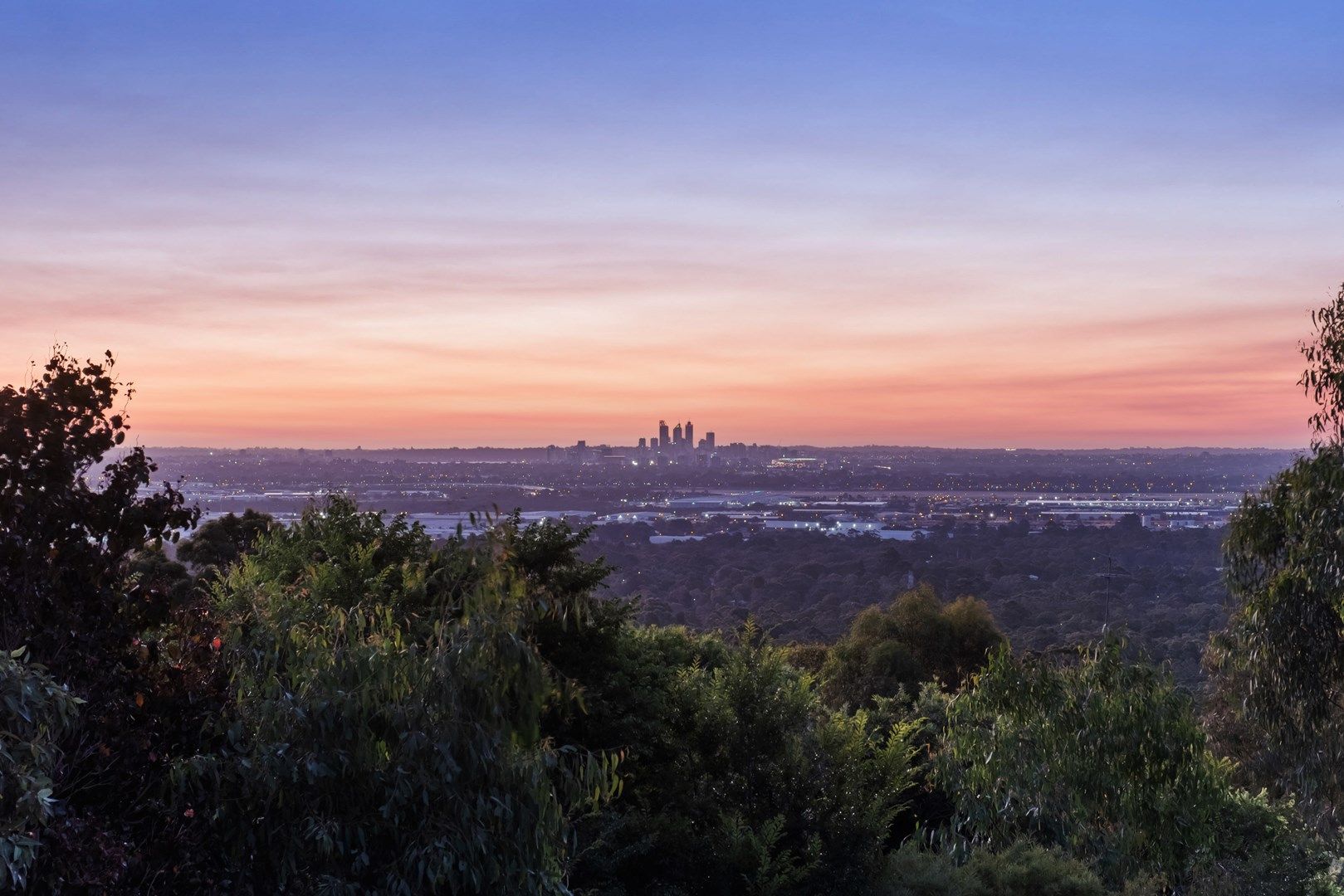 4 bedrooms House in 20 Brie Brie Cresent KALAMUNDA WA, 6076