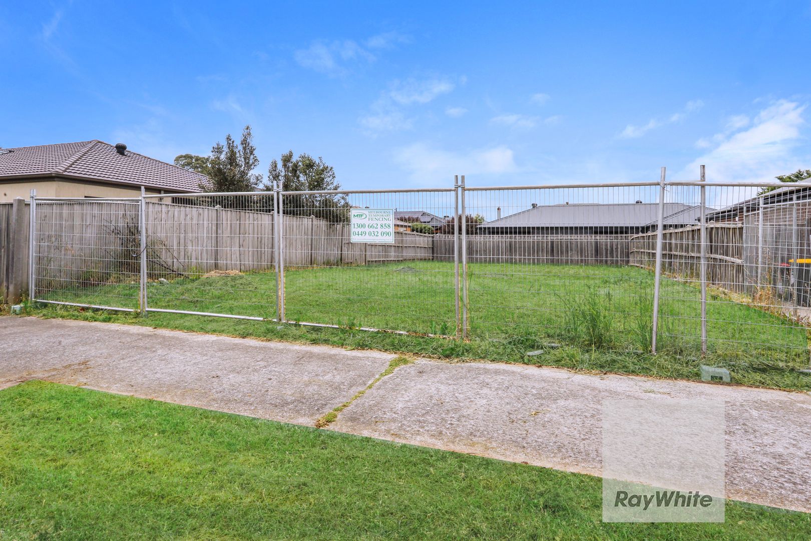 43 Trillium Boulevard, Mickleham VIC 3064, Image 2