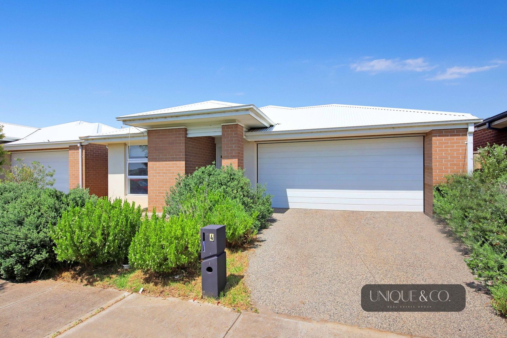 4 bedrooms House in 14 Chancery Road WERRIBEE VIC, 3030