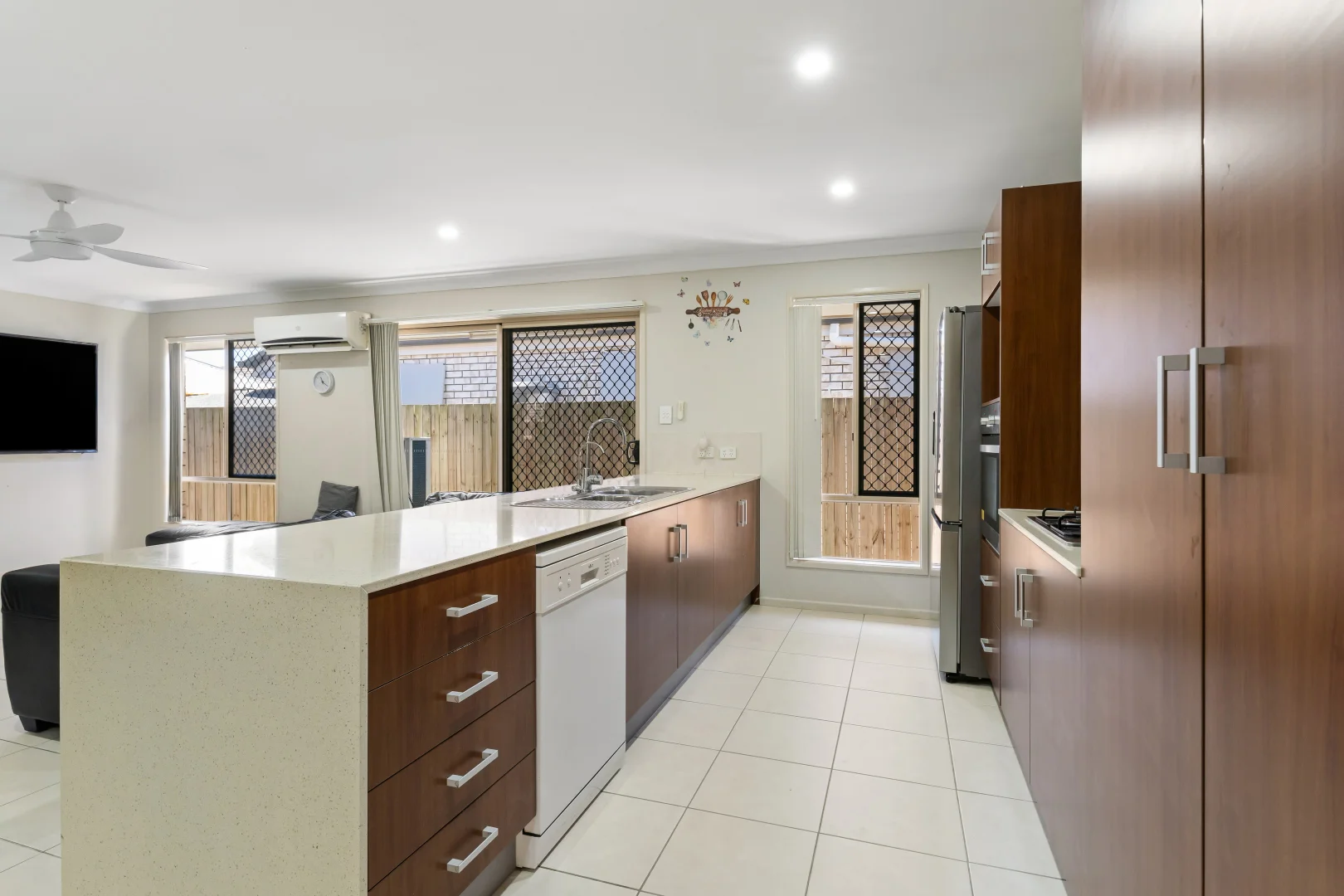 Additional image 11 of 16 Shale Avenue, Logan Reserve QLD 4133