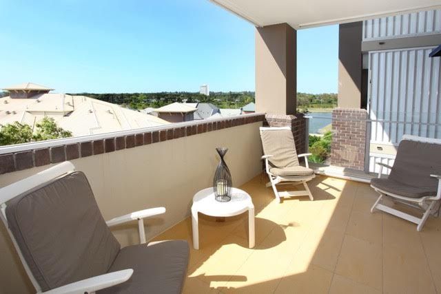 4024/3027 The Boulevard, Carrara QLD 4211, Image 1