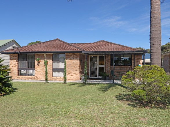 5 Greentree Avenue, Sussex Inlet NSW 2540