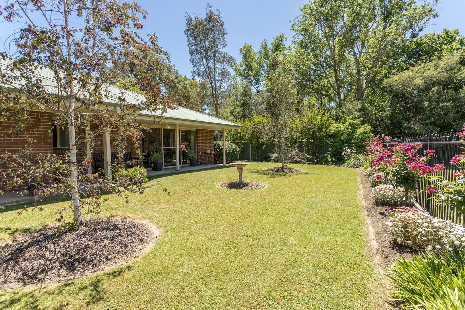 14/2 Riverside Drive, Eildon VIC 3713, Image 0