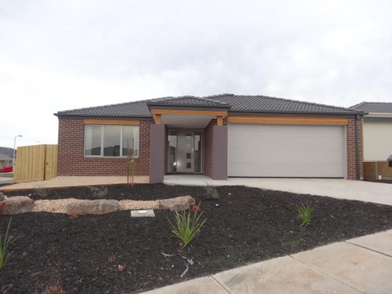 4 bedrooms House in 1 Chicory Drive BACCHUS MARSH VIC, 3340