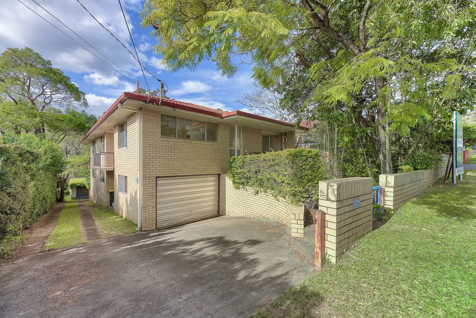201 Simpsons Road, Bardon Property History & Address Research Domain