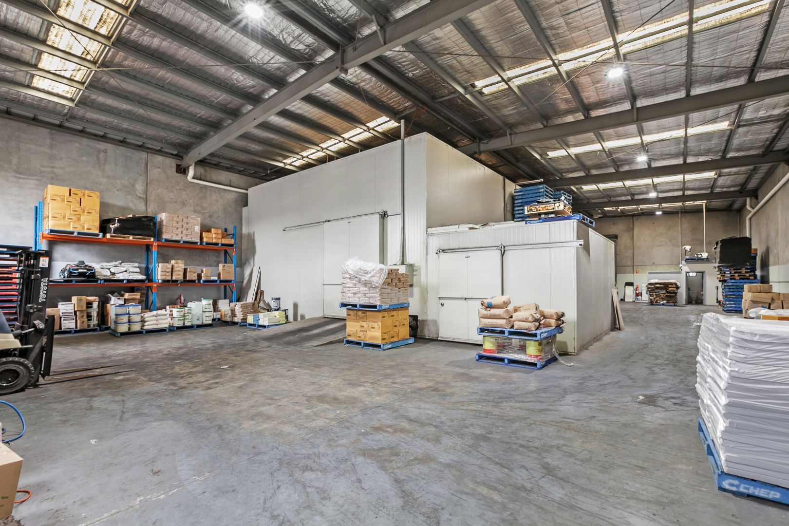 53 Foden Avenue, Campbellfield VIC 3061, Image 2