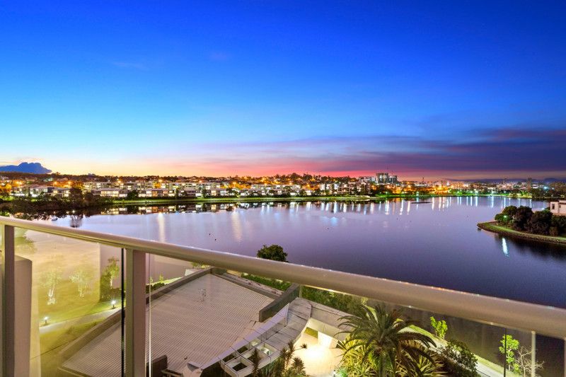 2 bedrooms Apartment / Unit / Flat in 2408/397 Christine Avenue VARSITY LAKES QLD, 4227