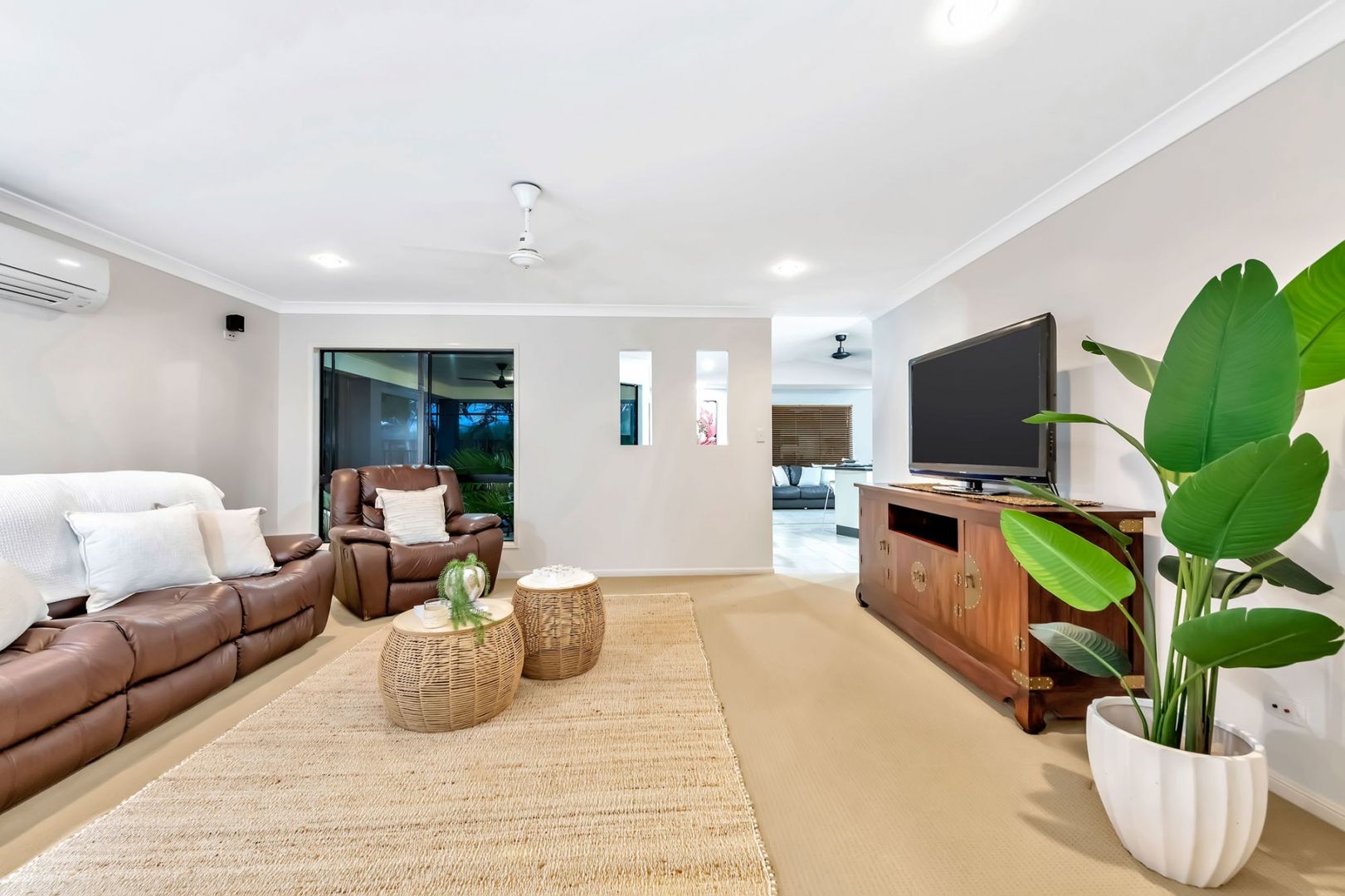 6 Slater Avenue, Blacks Beach QLD 4740, Image 1