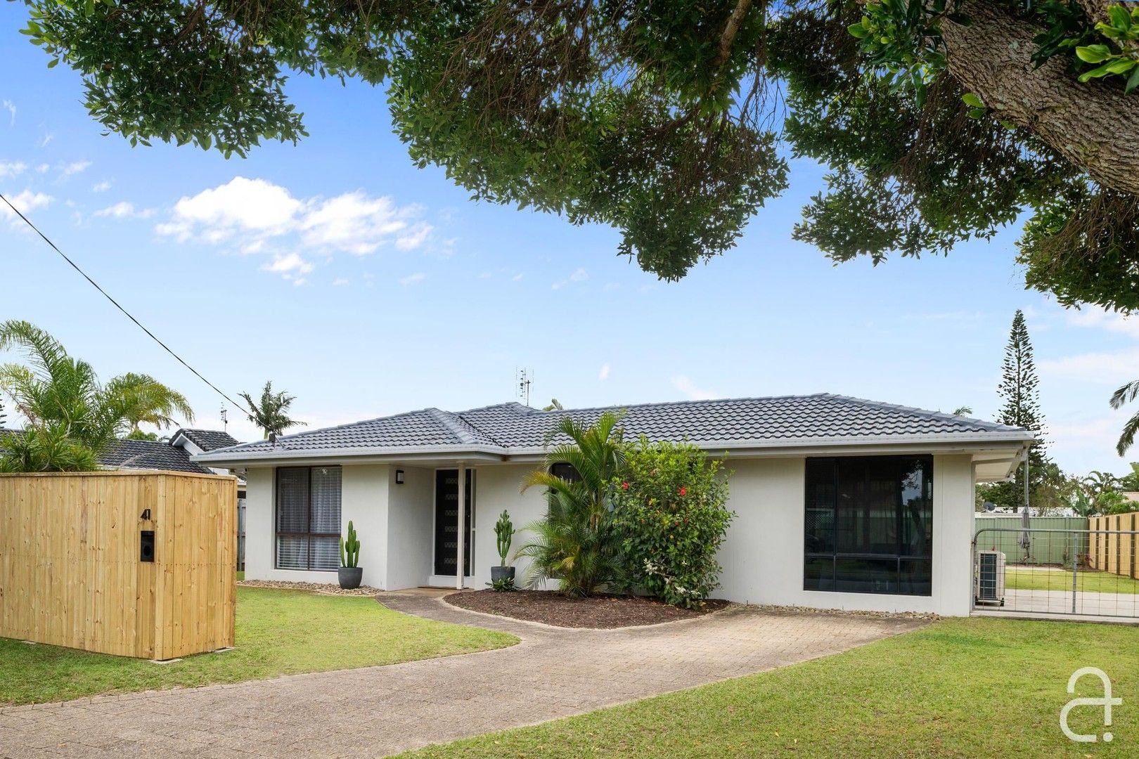3 bedrooms House in 41 Piringa Street WURTULLA QLD, 4575
