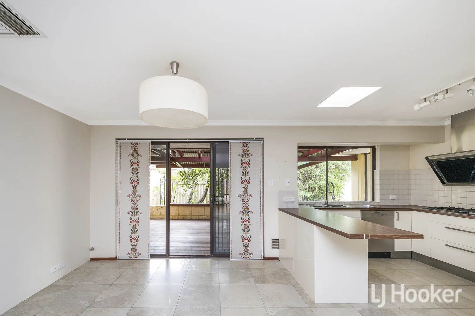 Additional image 8 of 2/61 Connelly Way, Booragoon WA 6154