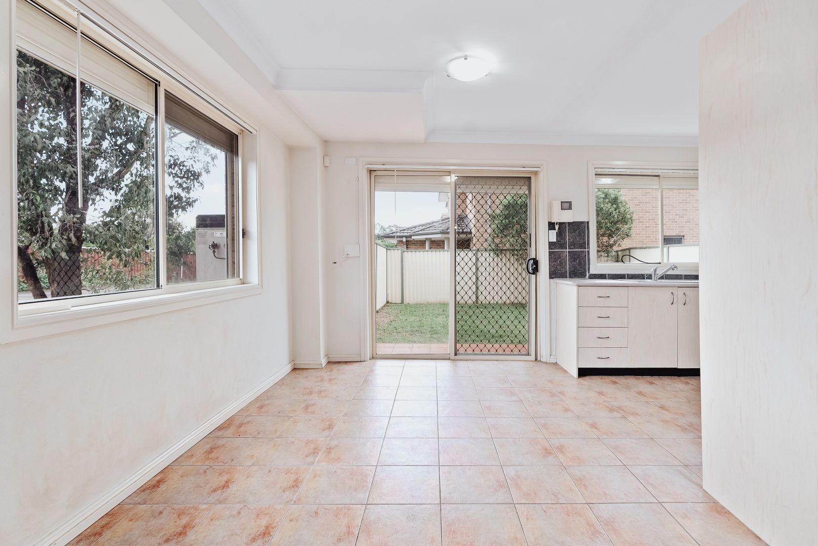 11/48 Spencer Street, Rooty Hill NSW 2766, Image 2