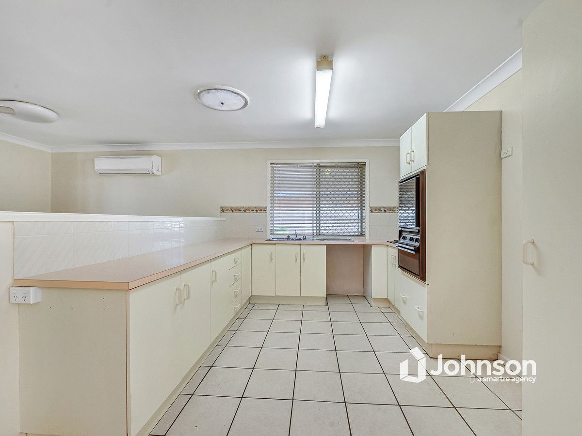 13 Conifer Street, Hillcrest QLD 4118, Image 1