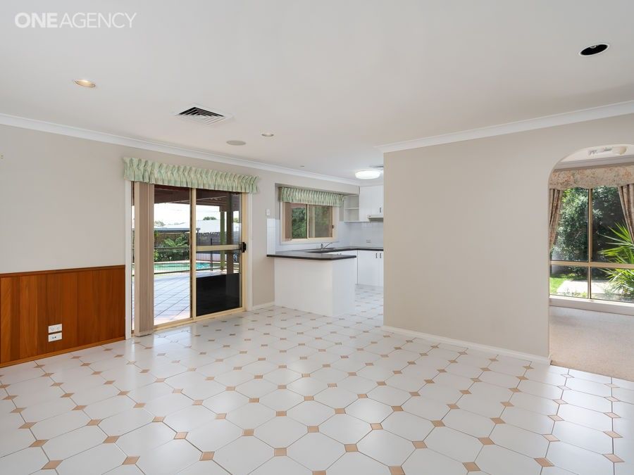 11 Brooklyn Drive, Bourkelands NSW 2650, Image 2