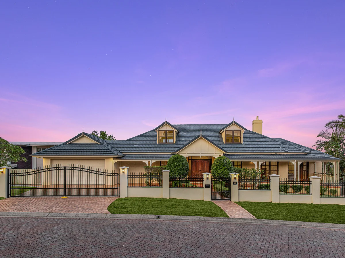 11 Becker Place, Mount Ommaney QLD 4074