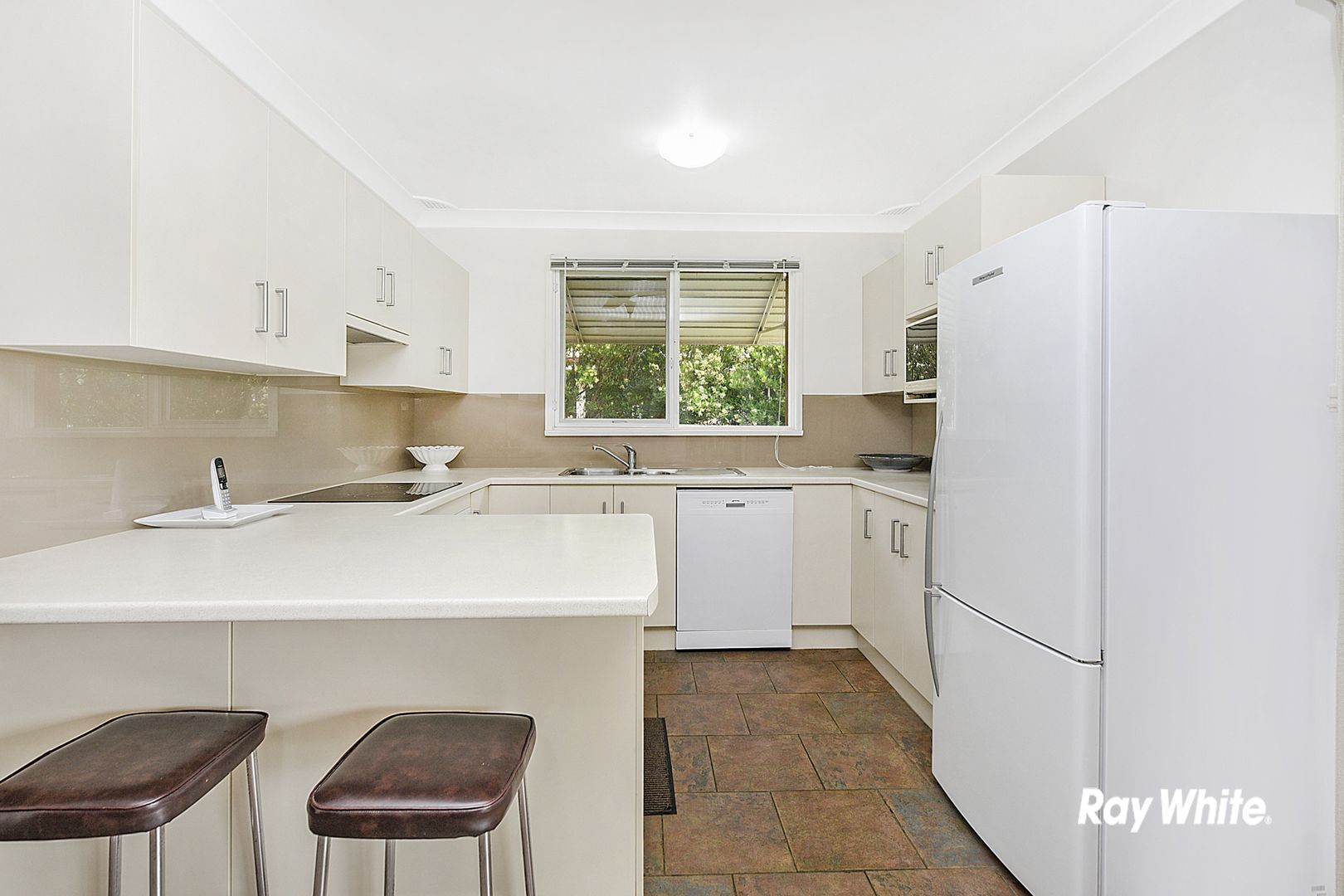 11 Scarborough Street, Bundeena NSW 2230, Image 2