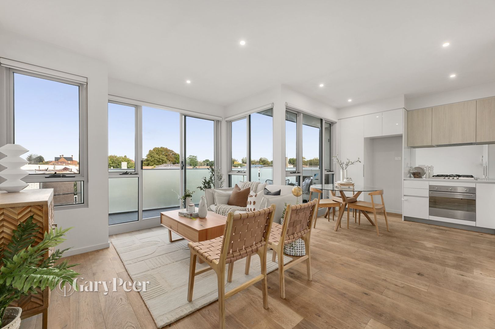 206/37 Park Street, Elsternwick Property History & Address Research