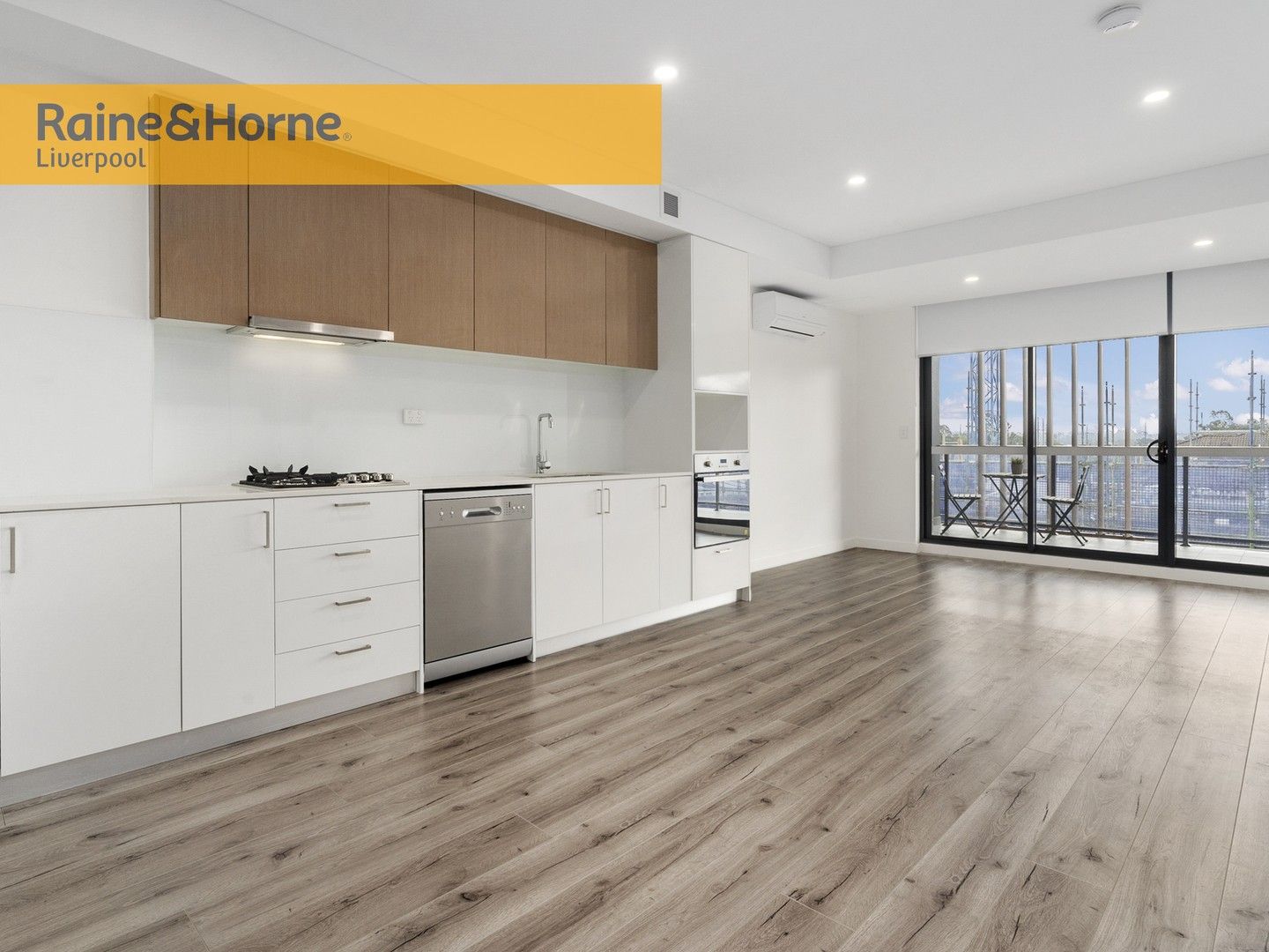 1 bedrooms Apartment / Unit / Flat in 202/52 Copeland Steet LIVERPOOL NSW, 2170