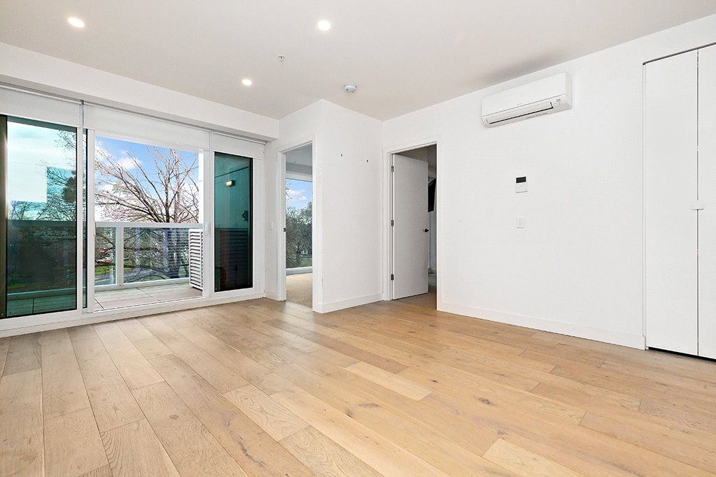 2 bedrooms Apartment / Unit / Flat in 107/188 Macaulay Rd NORTH MELBOURNE VIC, 3051