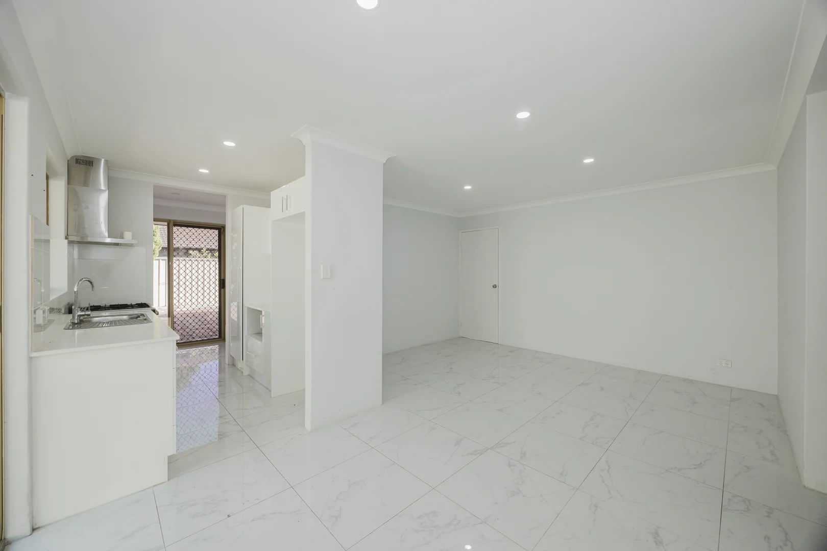 Additional image 12 of 11/25 Rochester Avenue, Beckenham WA 6107