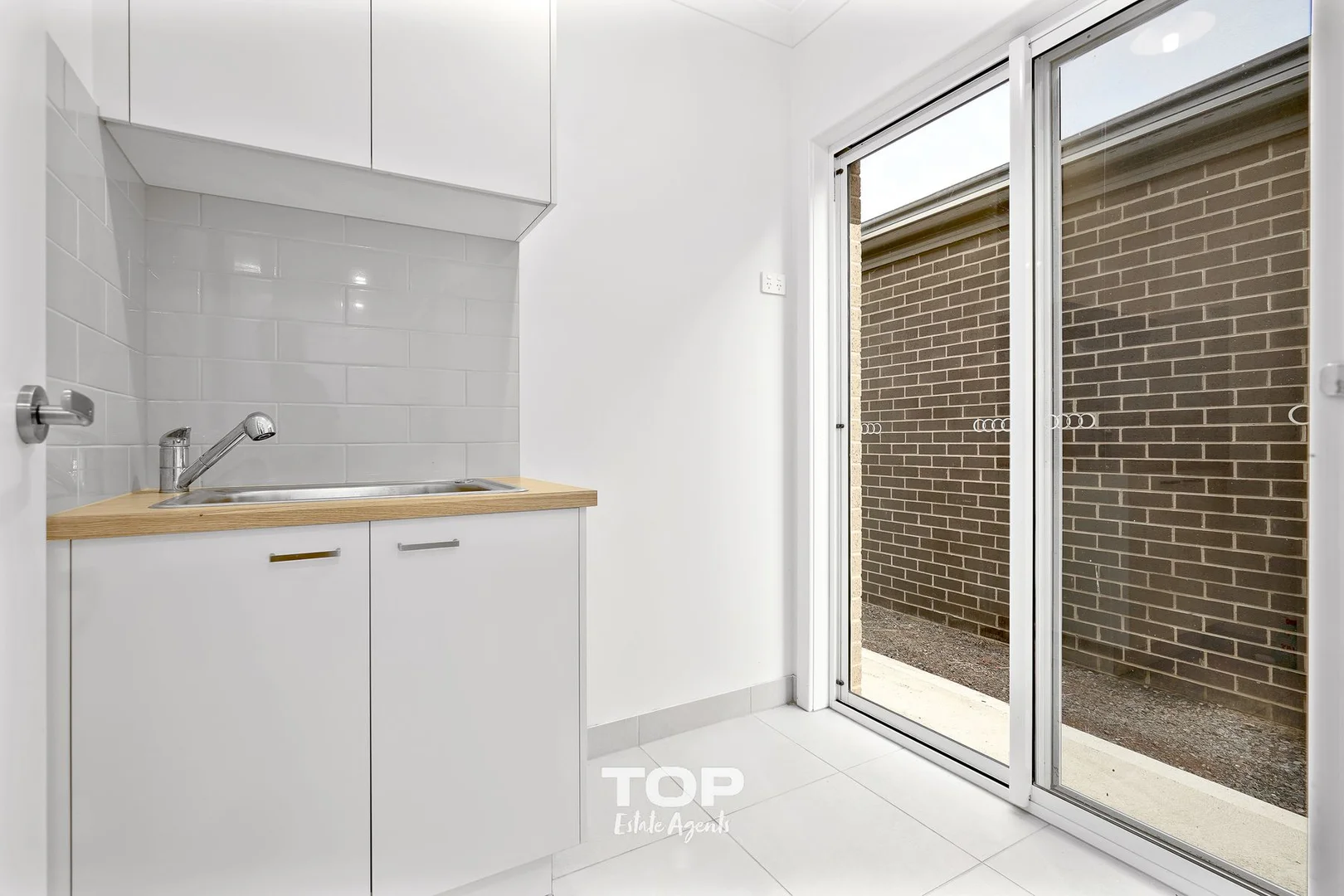 Additional image 11 of 19 Orana Boulevard, Clyde North VIC 3978