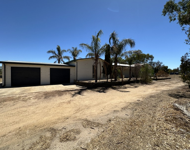 43 Forrest Hill Road, Katanning WA 6317