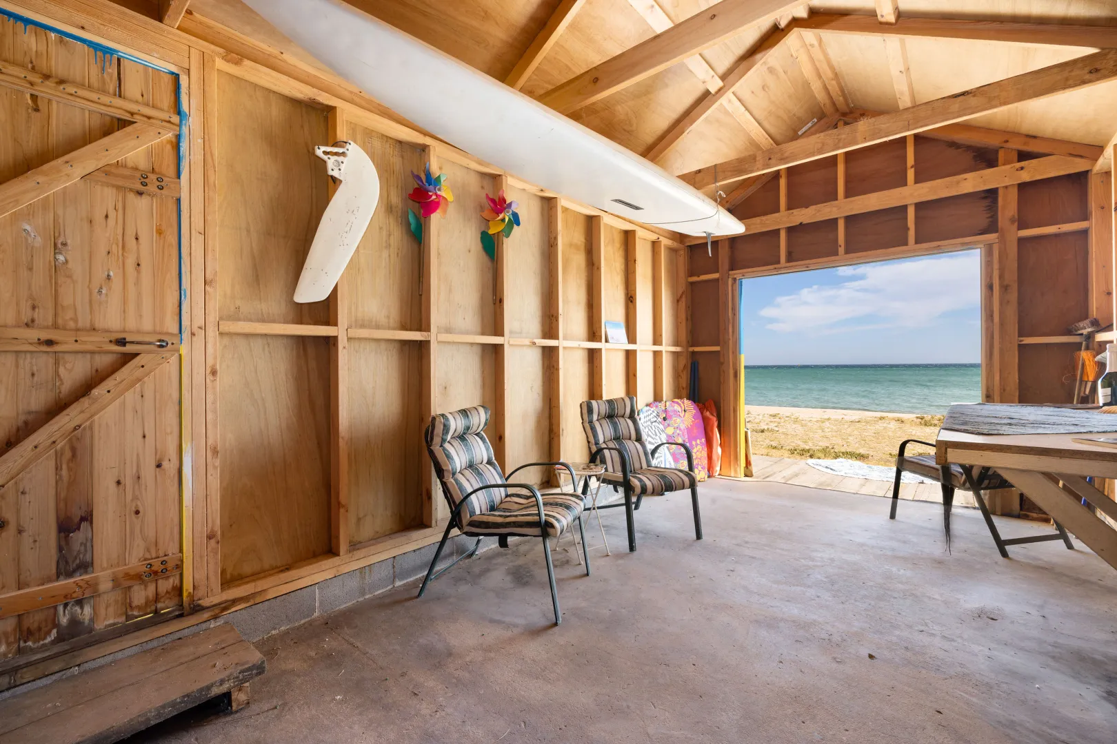 Create lifetime family beachside memories. - View 3