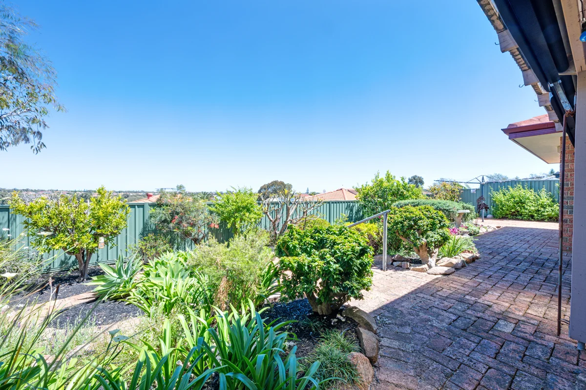 85 Stonehaven Parade, Kinross WA 6028 | Domain