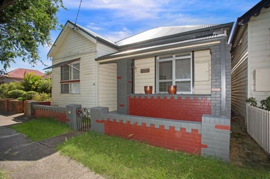 3 bedrooms House in 14 Reay Street HAMILTON NSW, 2303