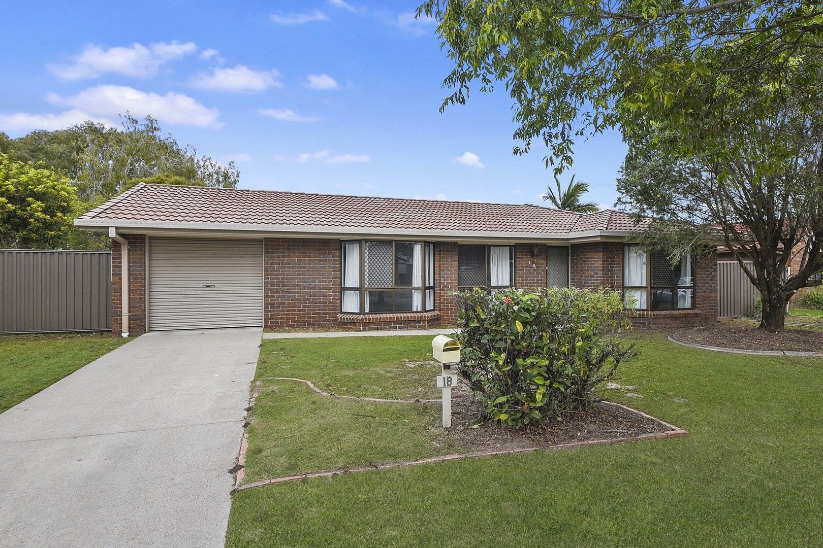 3 bedrooms House in 18 Sophy Crescent BRACKEN RIDGE QLD, 4017