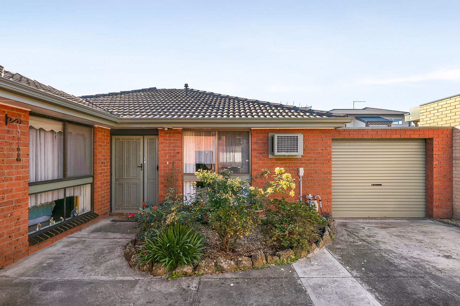 2/317 Rossmoyne Street, Thornbury VIC 3071, Image 1