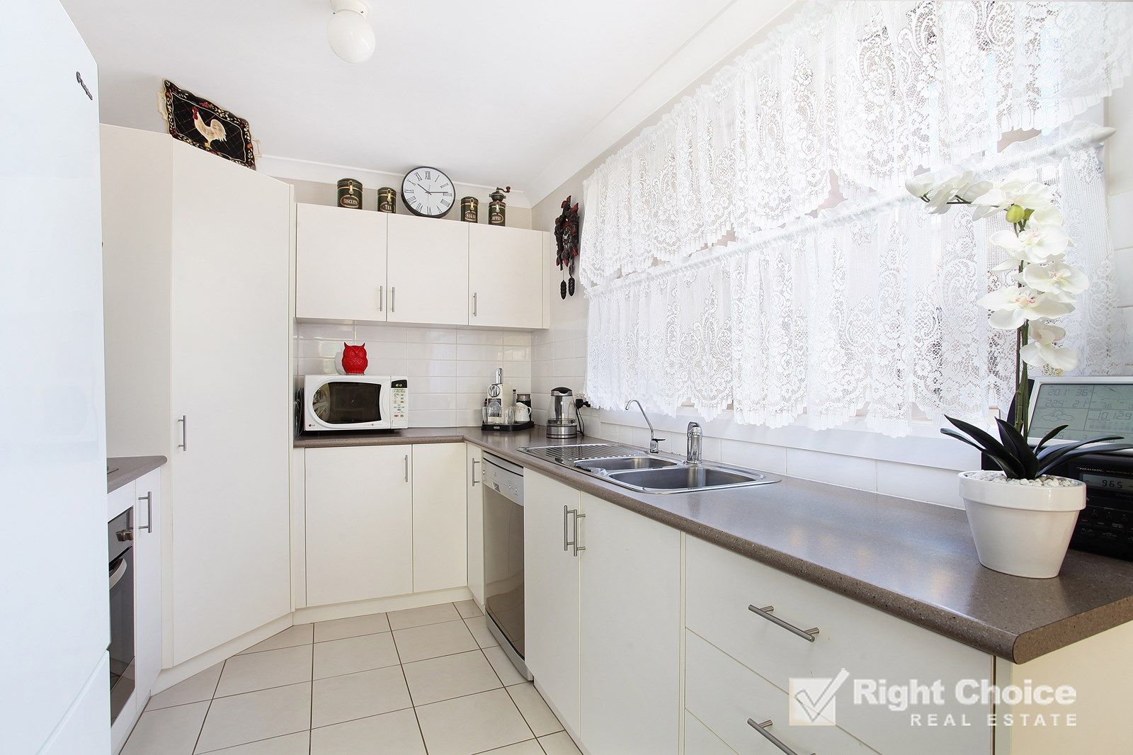 23 Mountainview Mews, Albion Park NSW 2527, Image 2