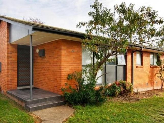2 bedrooms House in 82A Launceston Street LYONS ACT, 2606
