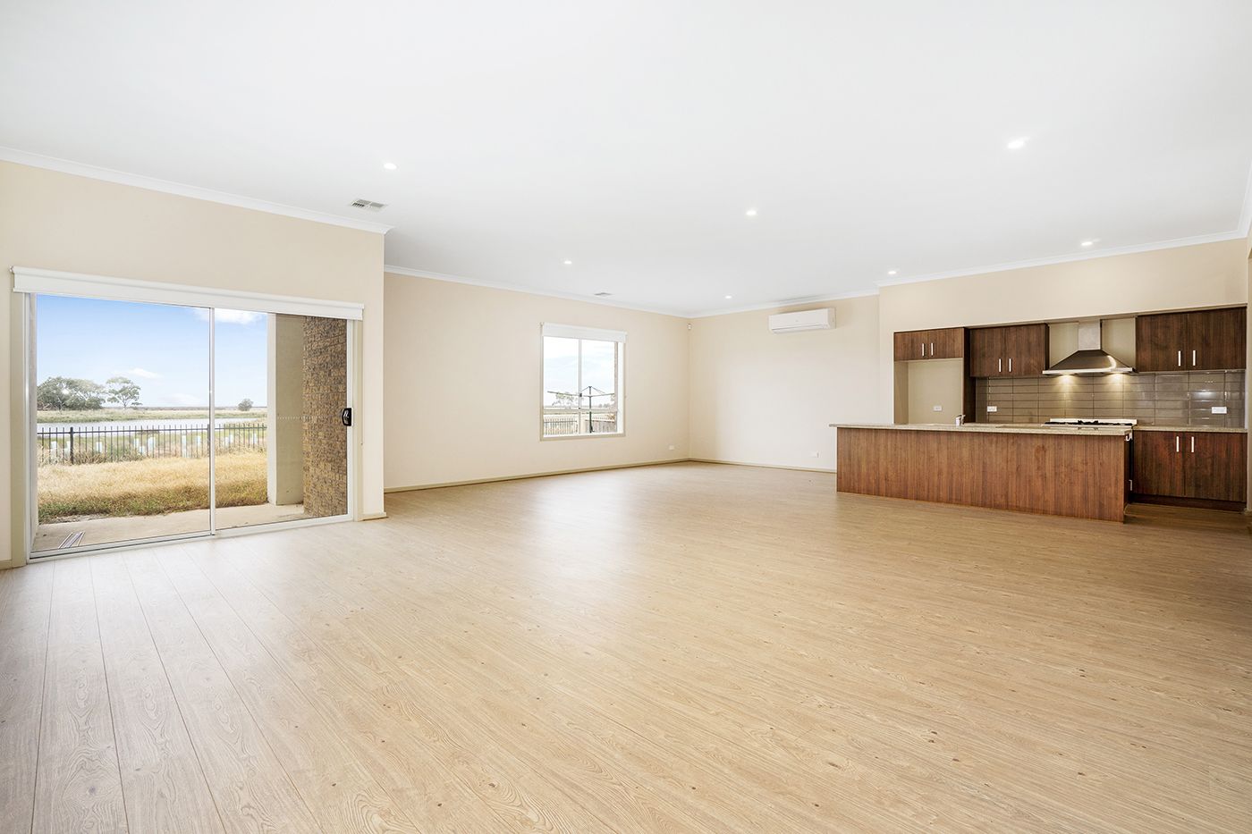 9 Brighton Bay View, Point Cook VIC 3030, Image 2