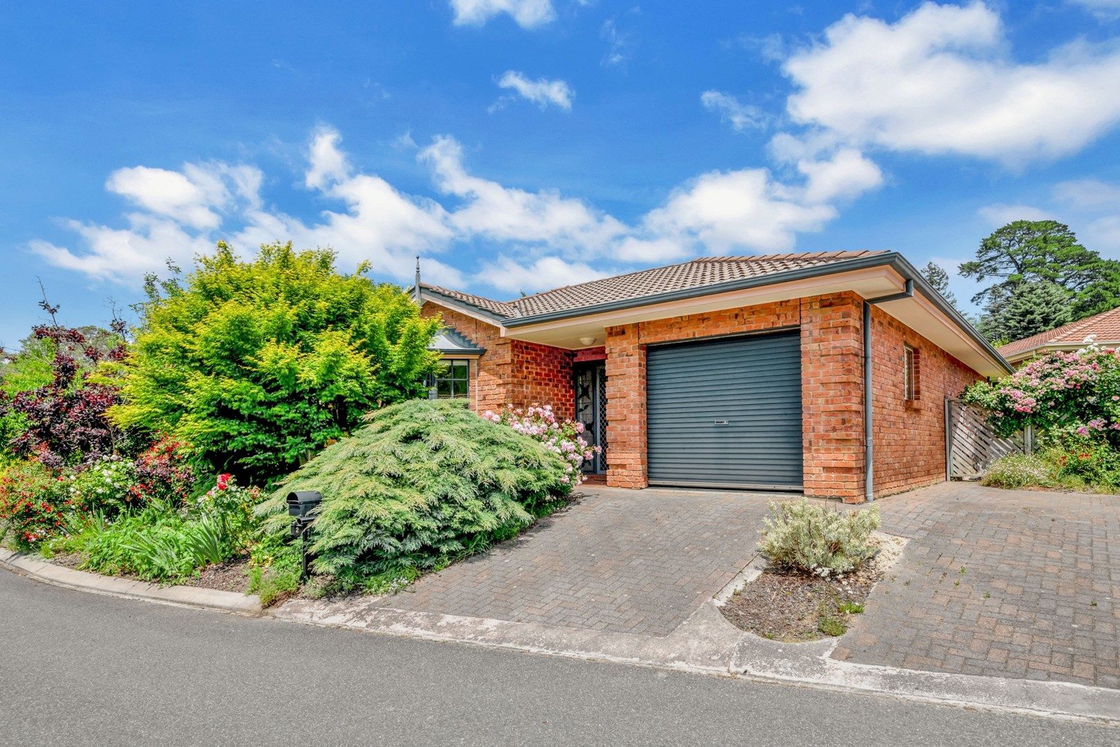 2 Penshurst Place, Stirling SA 5152, Image 1