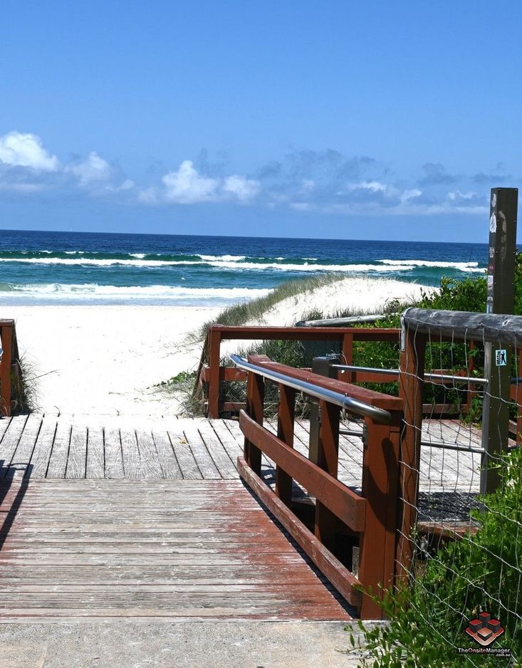 ID21125339/52 Jefferson Lane, Palm Beach QLD 4221 Apartment For Rent