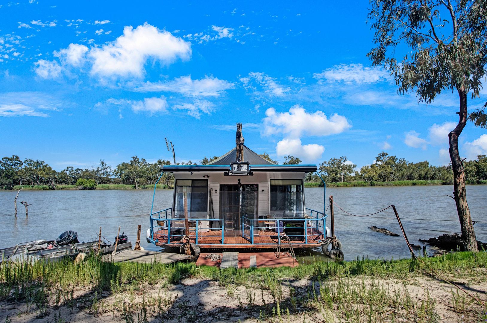 Houseboat- "Unicorn" Springcart Gully Road, Monash SA 5342, Image 1