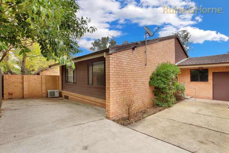 8/25 Barlow Street, Cambridge Park NSW 2747, Image 1