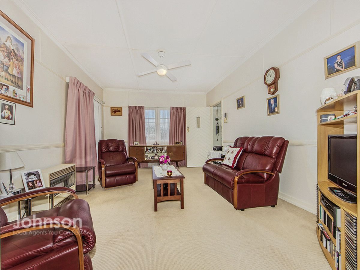 10 Norman Street, Basin Pocket QLD 4305, Image 2