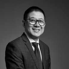 Robert Li, Sales representative