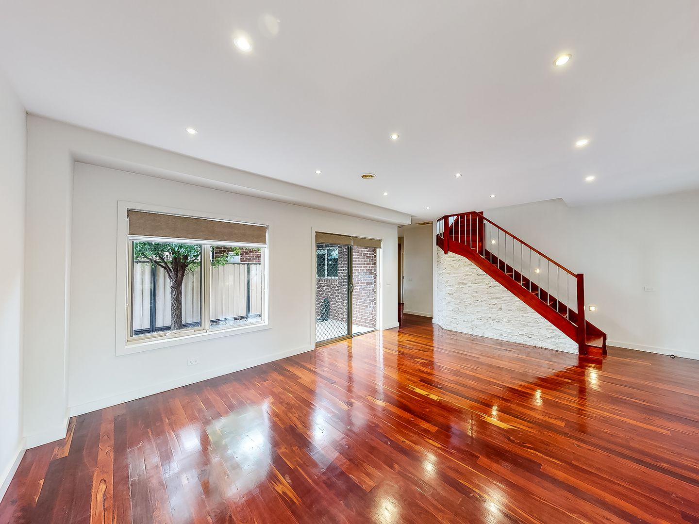 1/132 Lebanon Street, Strathmore VIC 3041 Apartment For Rent 670