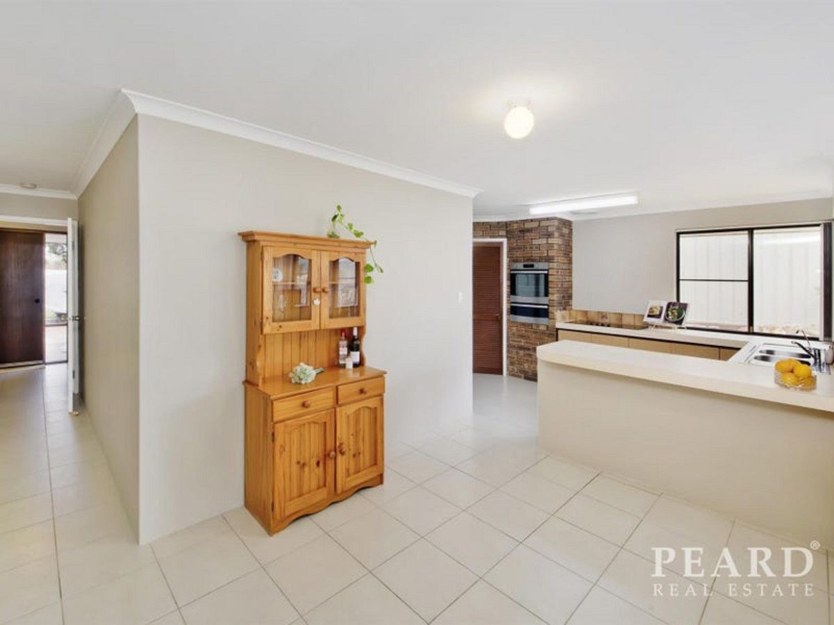 15 Contour Drive, Mullaloo WA 6027, Image 2