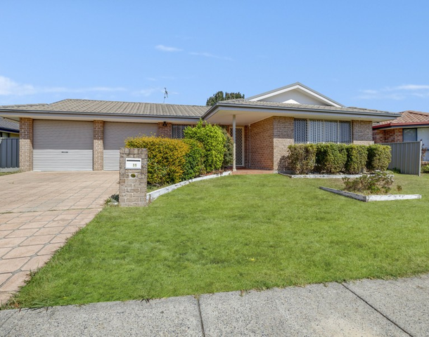 11 Bert Dyson Place, West Kempsey NSW 2440