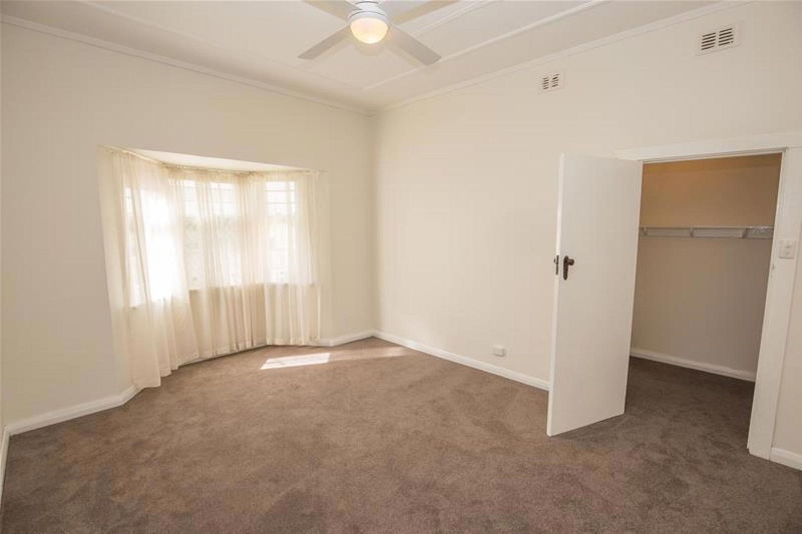 33 Hardys Road, Underdale SA 5032 House For Rent Domain