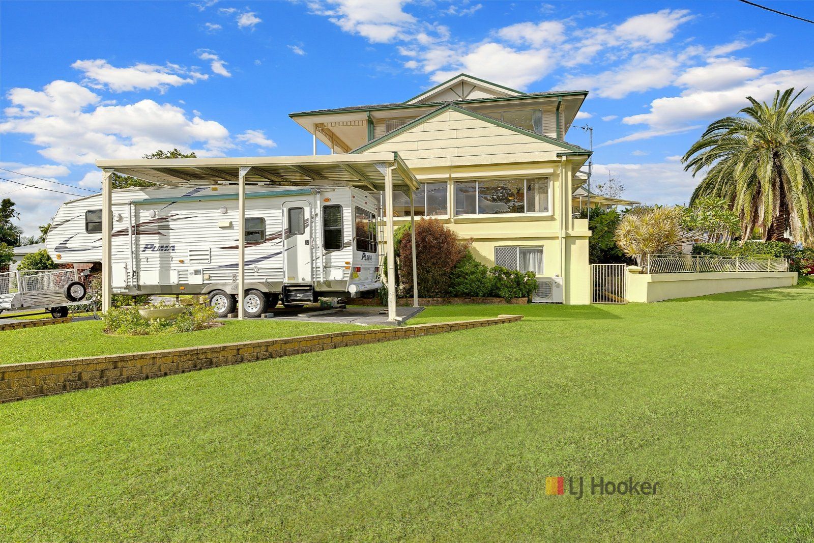 5 Peveril Street, Mannering Park NSW 2259, Image 0