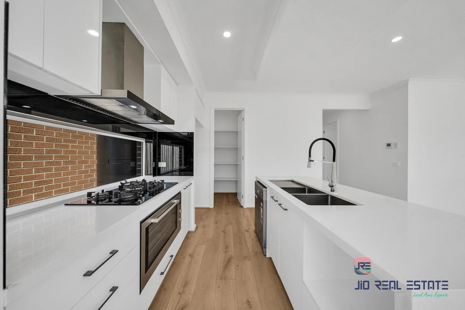 Additional image 11 of 48 Shelterbelt Avenue, Weir Views VIC 3338