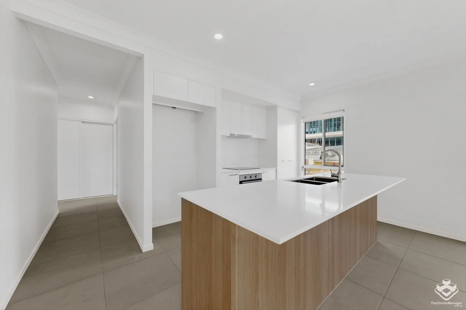 Additional image 2 of White Rock QLD 4306