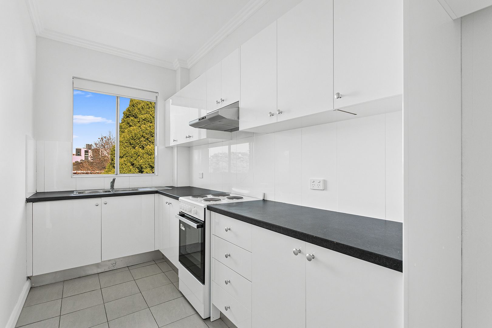 9/16-18 Kitchener Street, Kogarah NSW 2217, Image 1