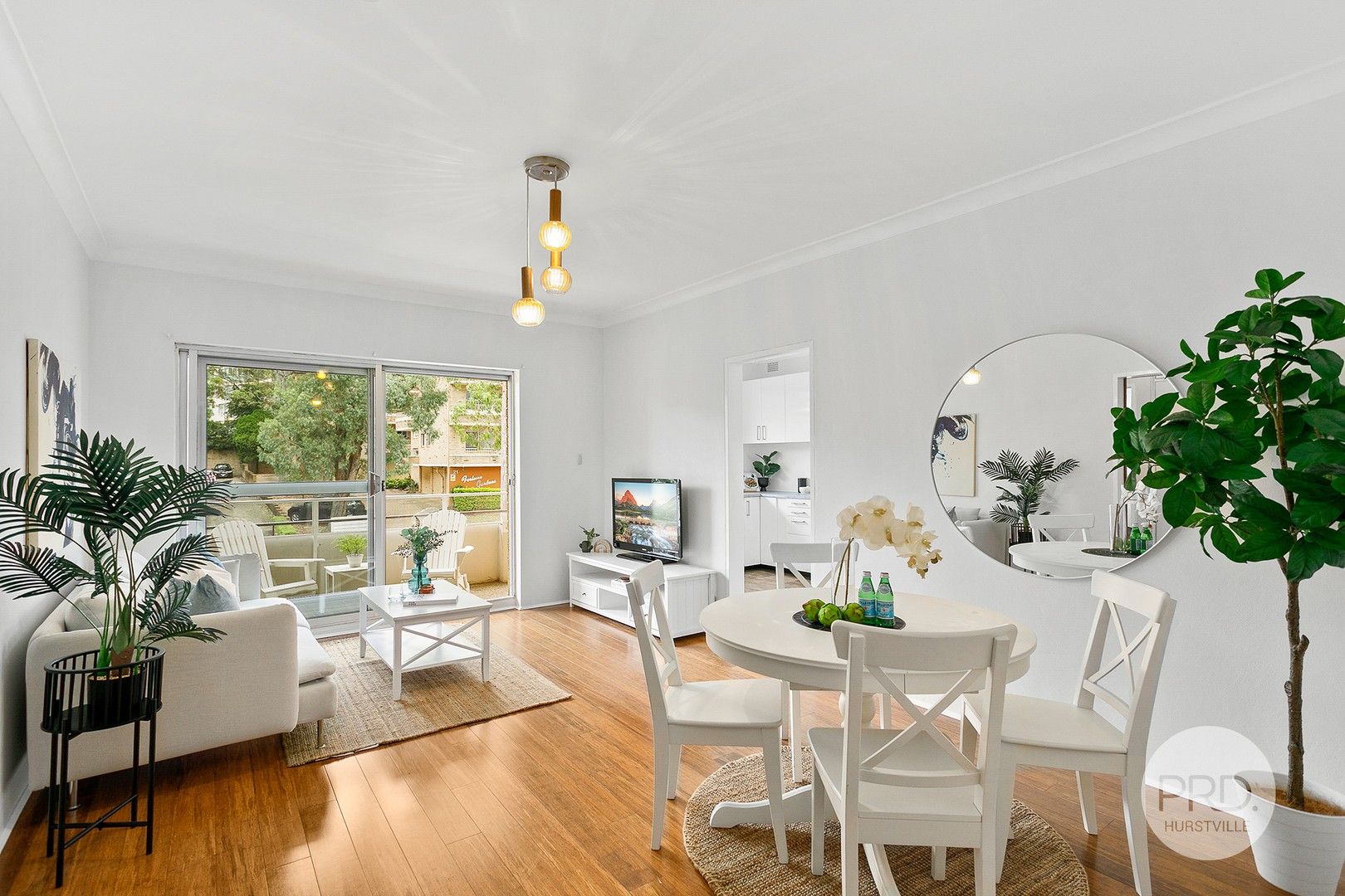 2 bedrooms Apartment / Unit / Flat in 4/30 Gloucester Road HURSTVILLE NSW, 2220