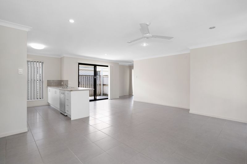 3 Henley Close, Blacks Beach QLD 4740, Image 2